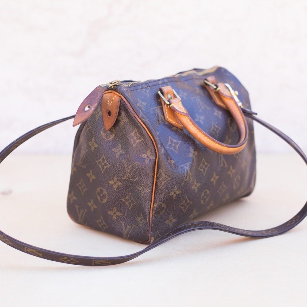 Vintage LOUIS VUITTON MONOGRAM SPEEDY 25
